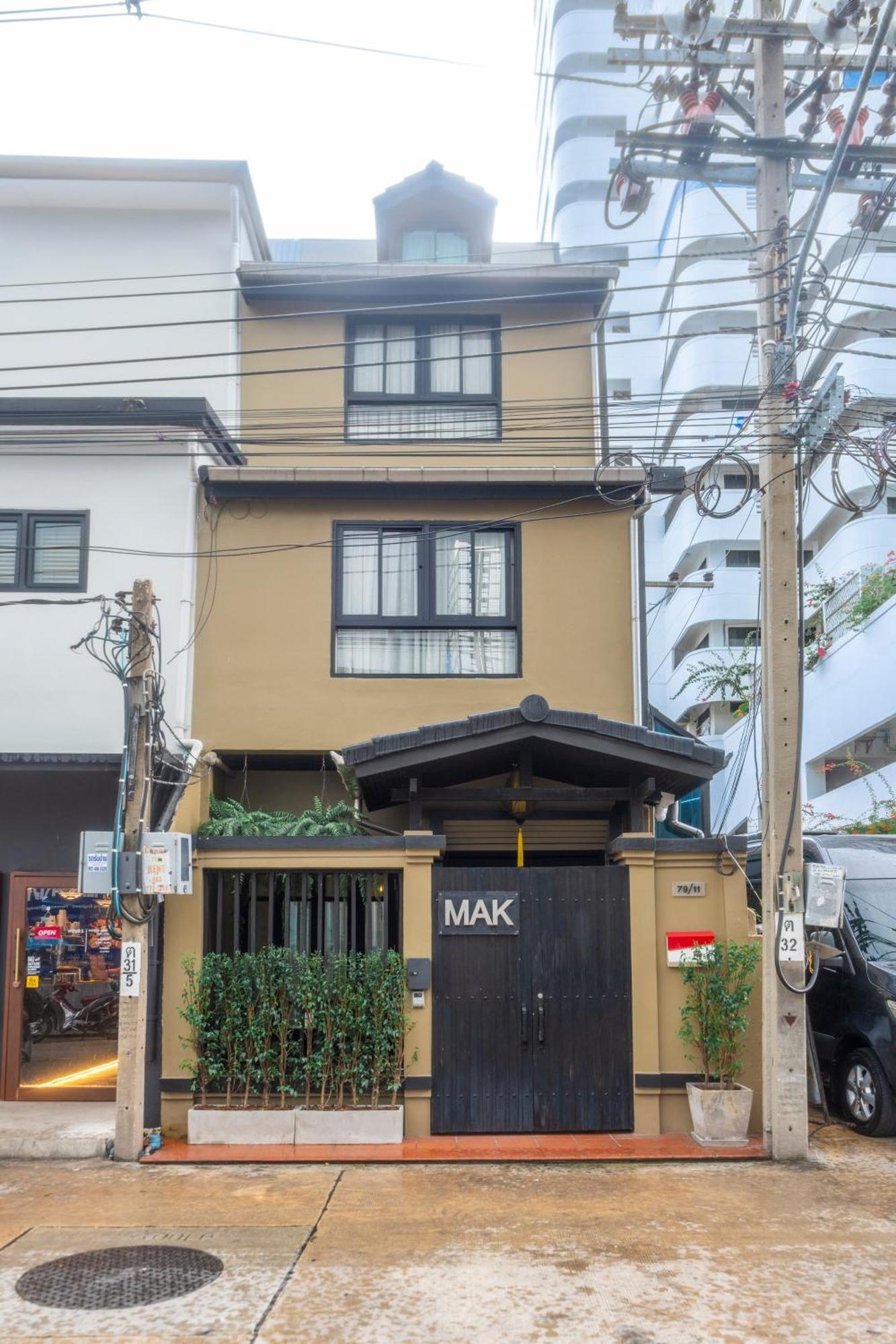 Mak Sukhumvit 15 * Bangkok